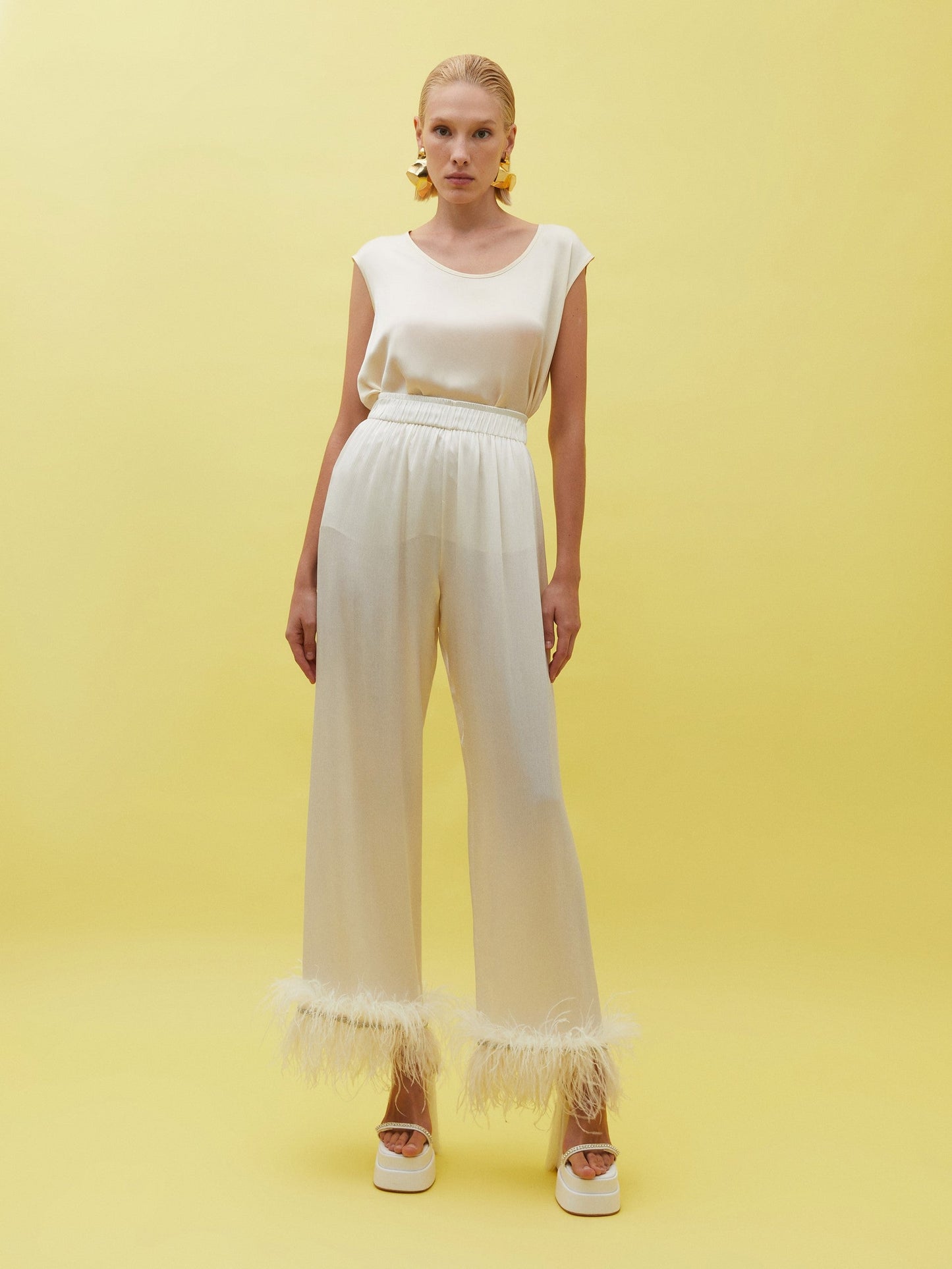 Feather Detailed Ecru Trousers