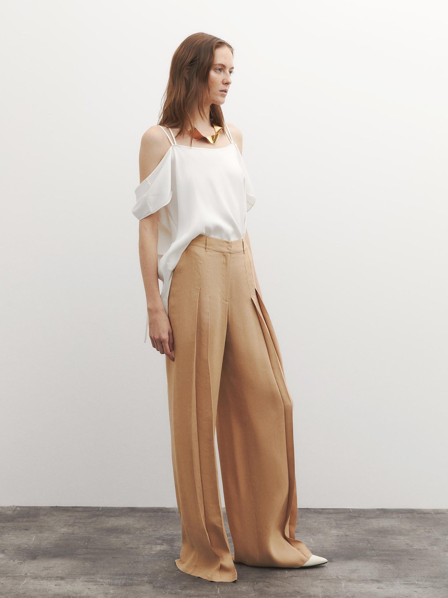 Front Pleat Detailed Trousers