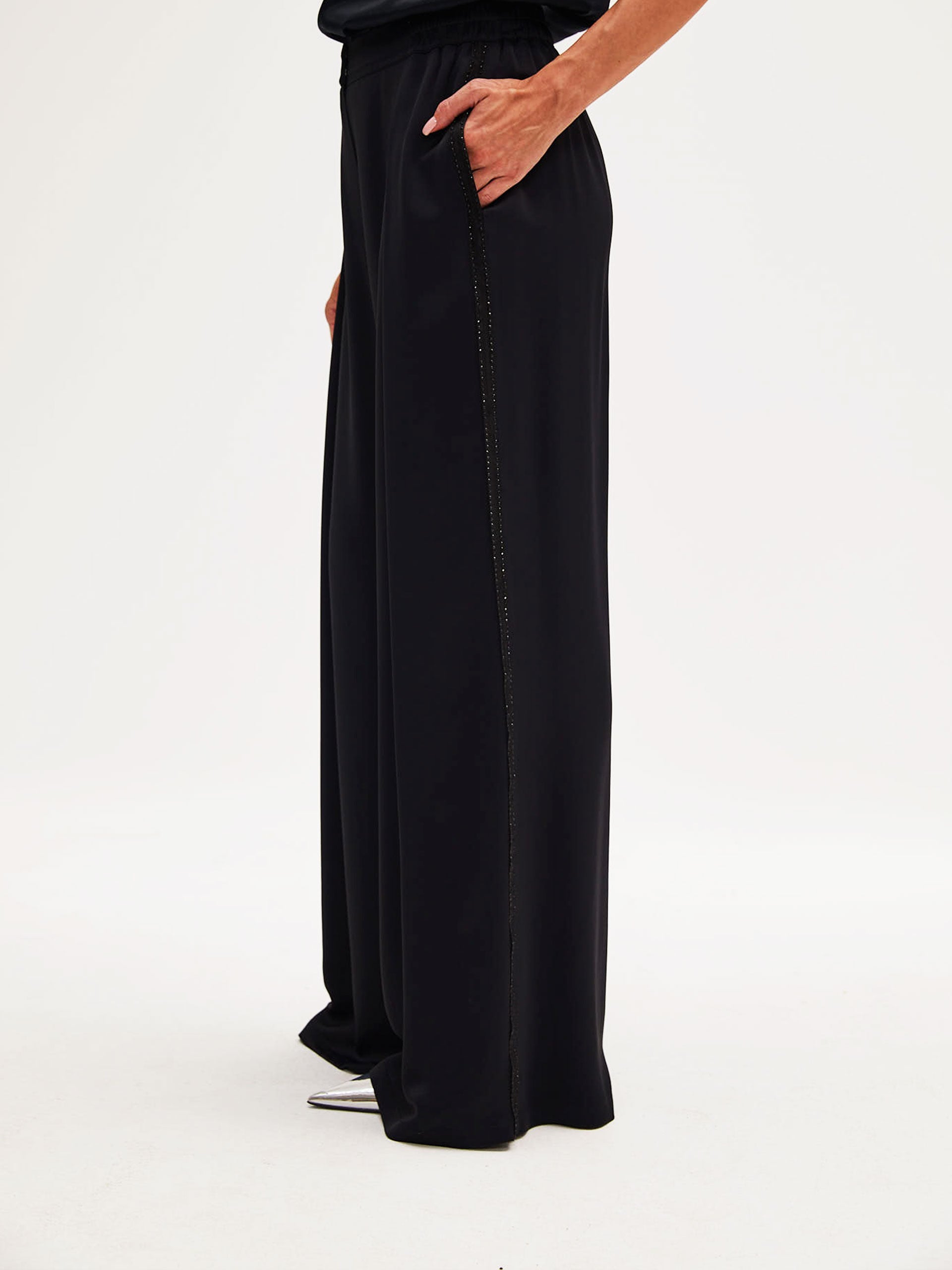 Pleated Wide Leg Black Trousers