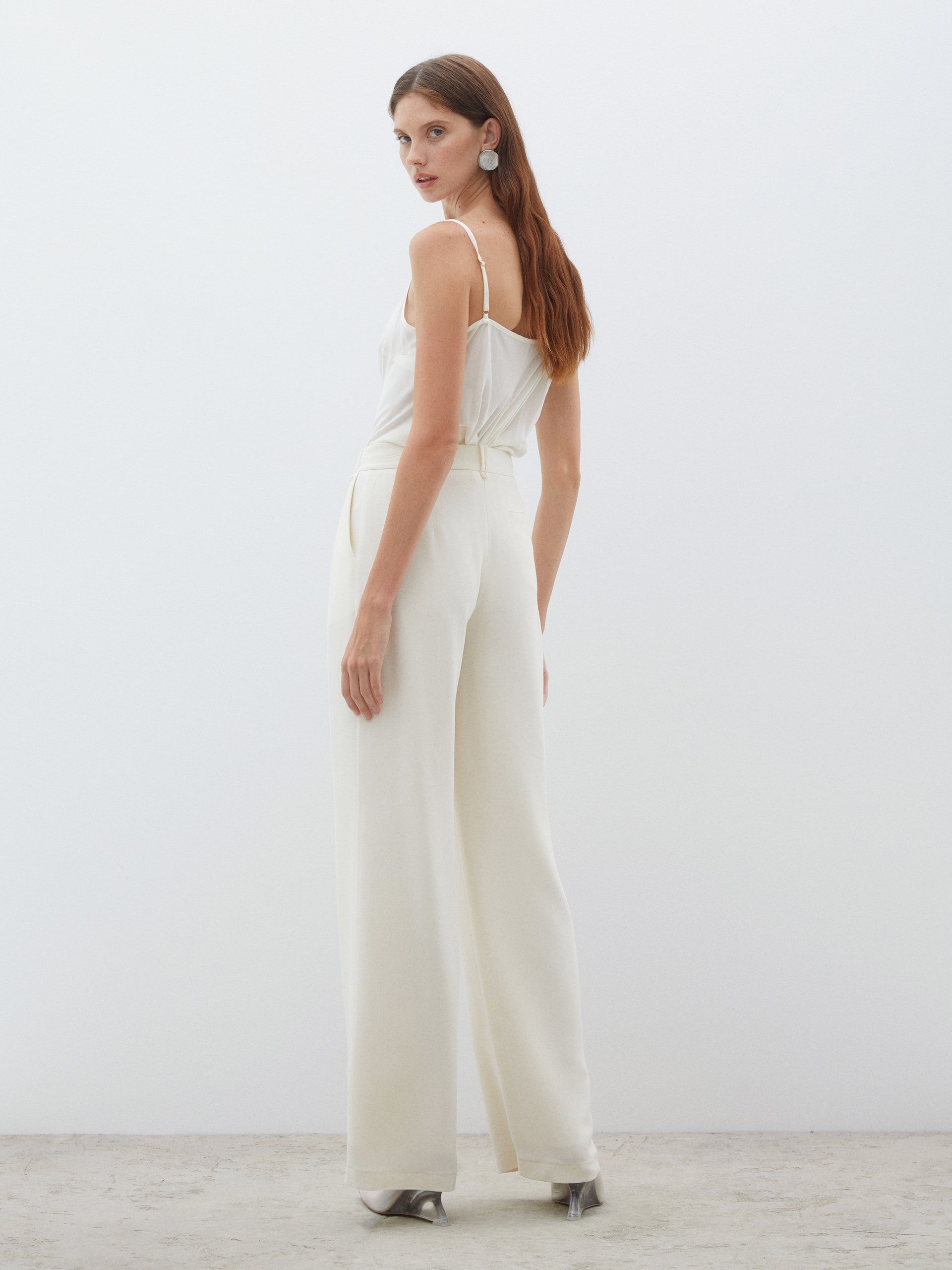 Ecru Trousers with Side Pockets and Pleat Detail